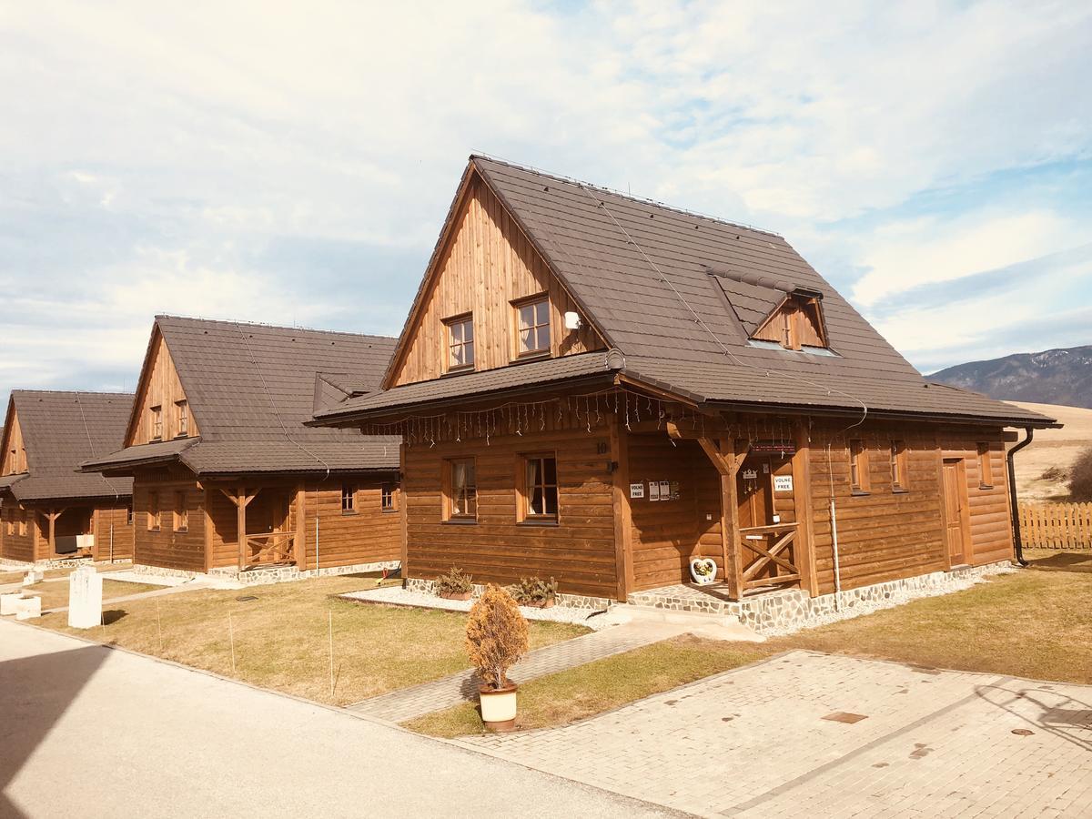 Chatyliptov-Drevenice Liptovsky Trnovec V Srdci Liptova Luaran gambar